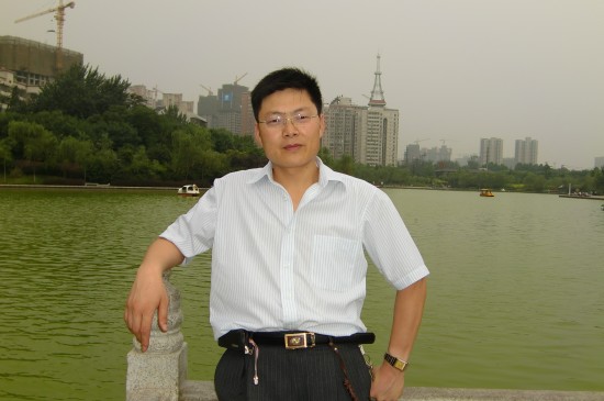 张振国律师
